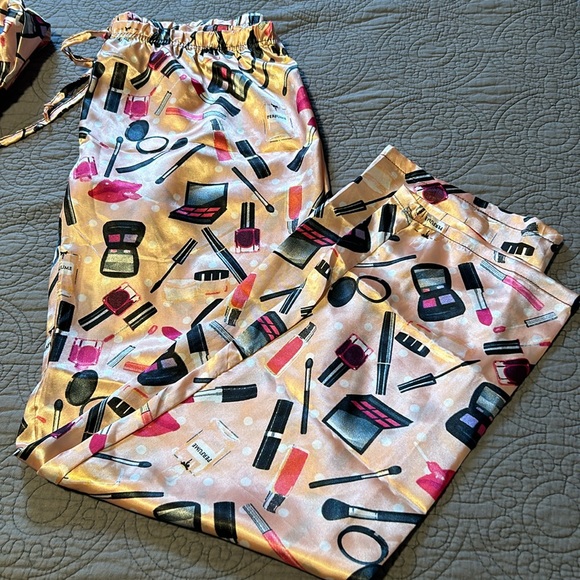 Set de pijama para mujer size L color rosa con estampado buenas condiciones - Picture 3 of 9